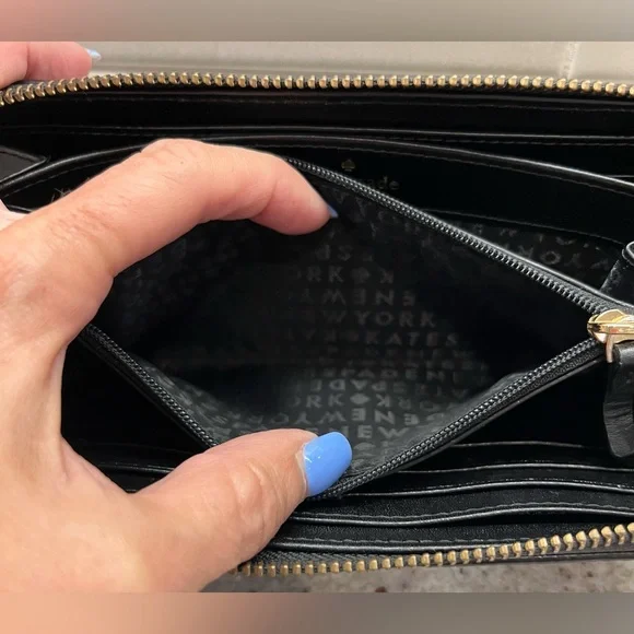 Kate Spade Neda Bridge Place Black Leather Wallet - Picture 4 of 6